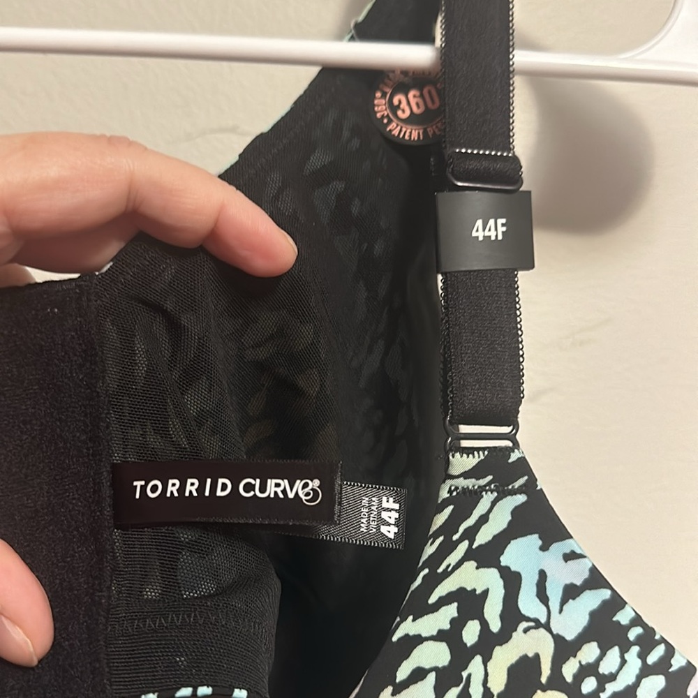 Torrid dream wireless back smoothing bra rainbow leopard 44F lightly lined - Picture 5 of 7